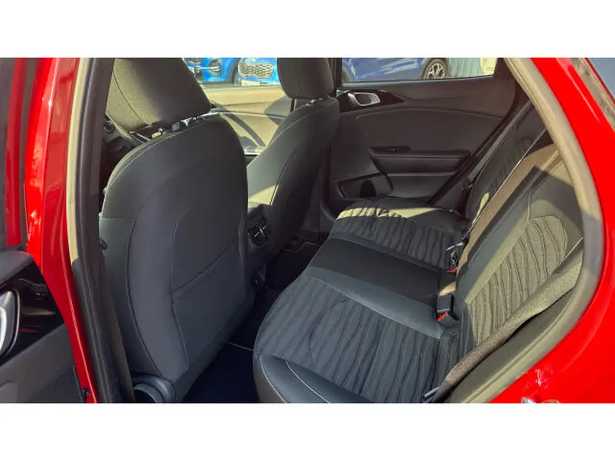 2024-kia-xceed-15-t-gdi-gt-line-138bhp-big-15