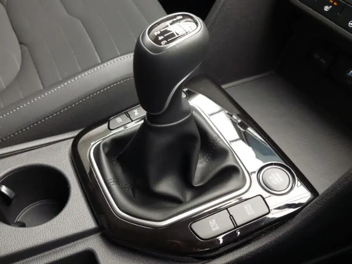 2024-kia-sportage-16-t-gdi-3-148bhp-big-16