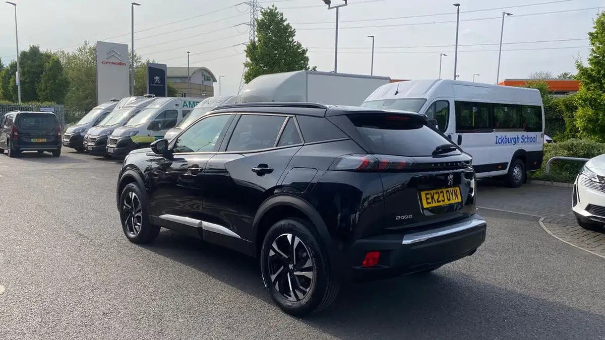 2023-peugeot-2008-suv-12-puretech-allure-premium-100bhp-big-4