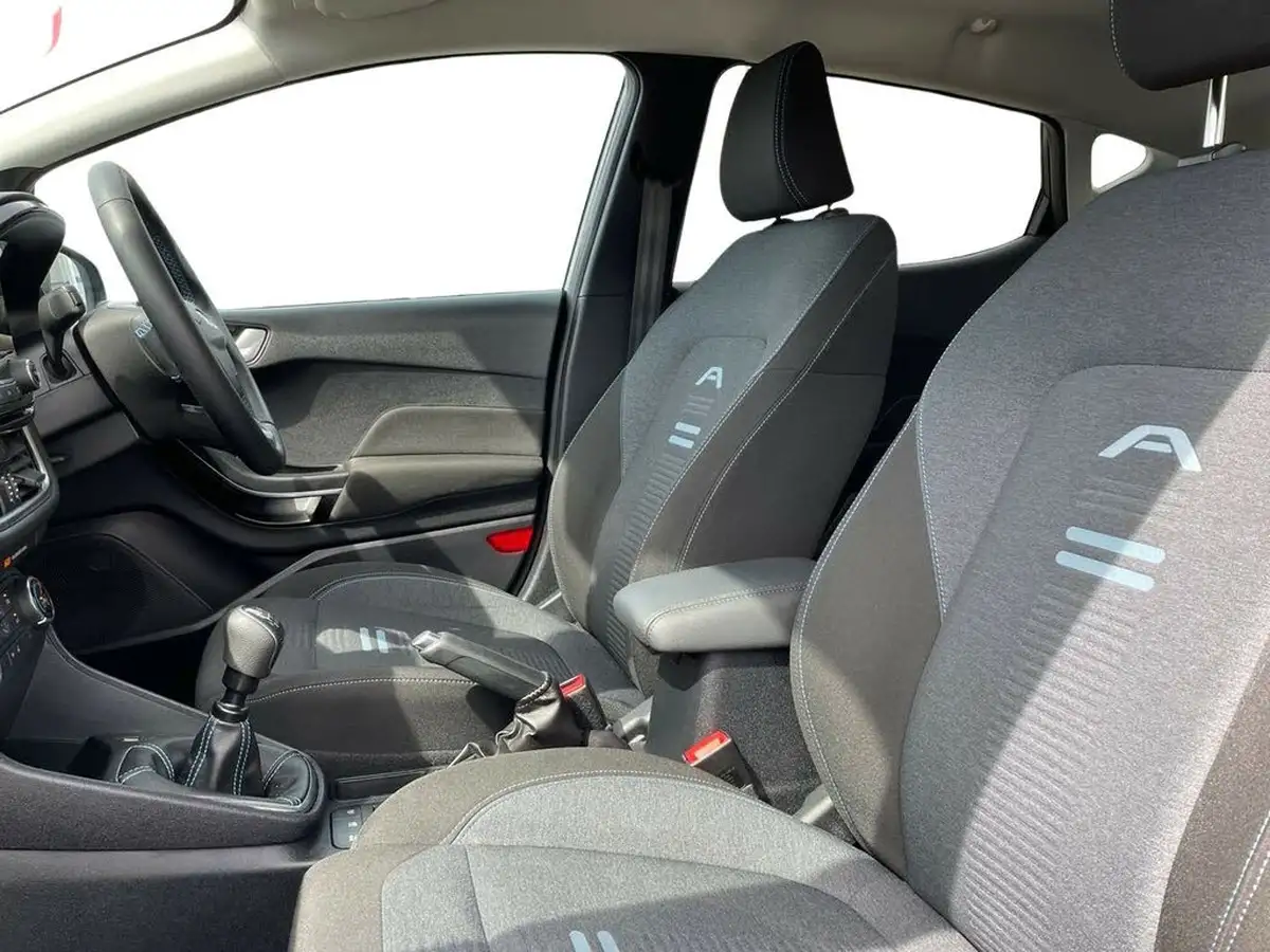 2023-ford-fiesta-10t-active-125ps-hybrid-mhev-big-7