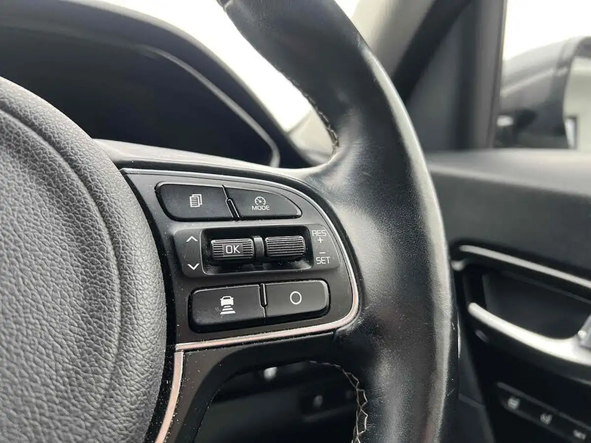 2021-kia-e-niro-ev-4-big-46