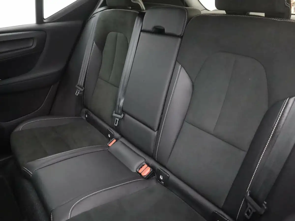 2021-volvo-xc40-15-t3-r-design-161bhp-auto-big-10