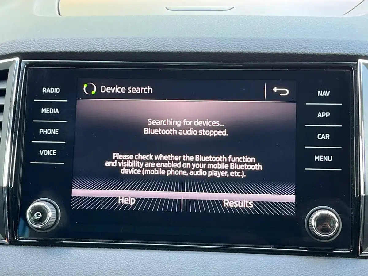 2019-skoda-karoq-15-tsi-se-l-dsg-big-17