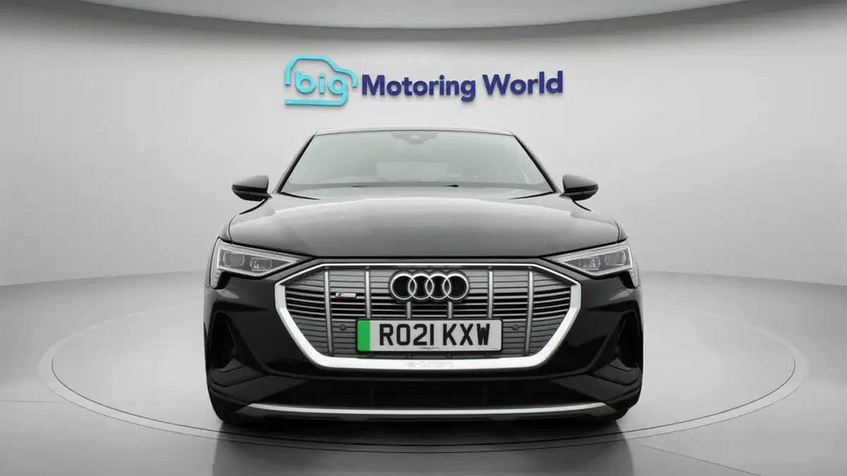 2021-audi-e-tron-50e-s-line-sportback-big-1