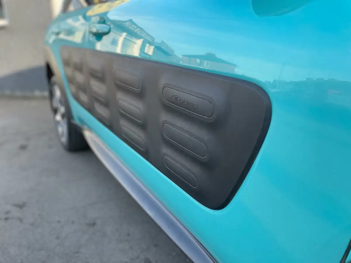 2014-citroen-c4-cactus-16bluehdi-flair-big-33