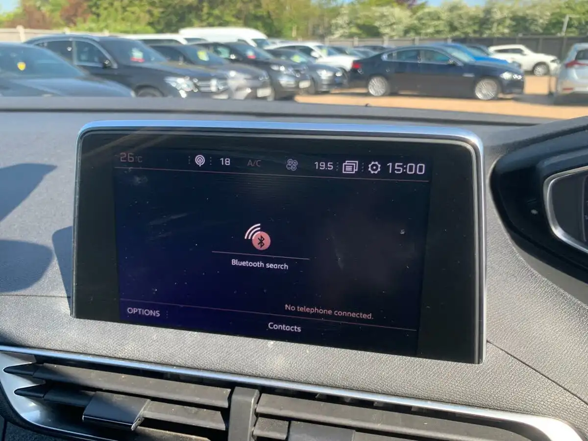 2018-peugeot-5008-suv-16-puretech-gt-line-big-24