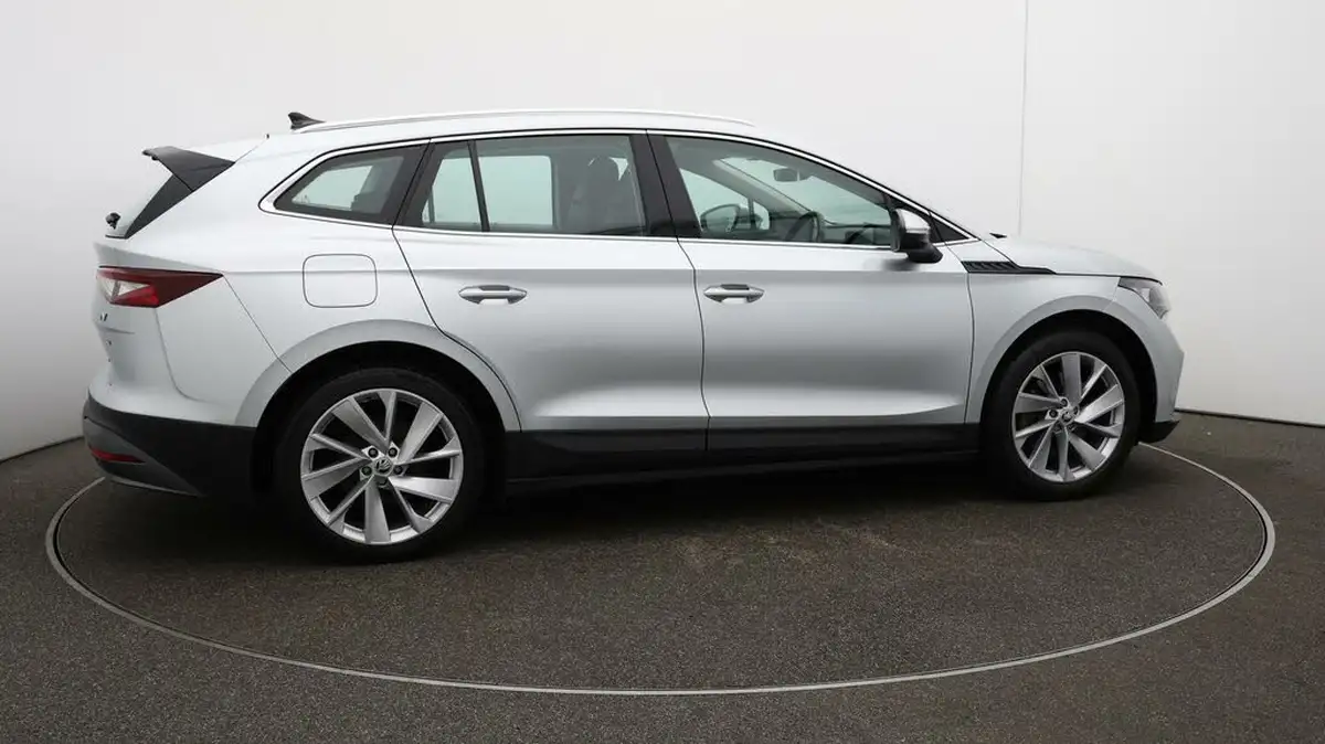 2021-skoda-enyaq-e-80-loft-82-kwh-big-43