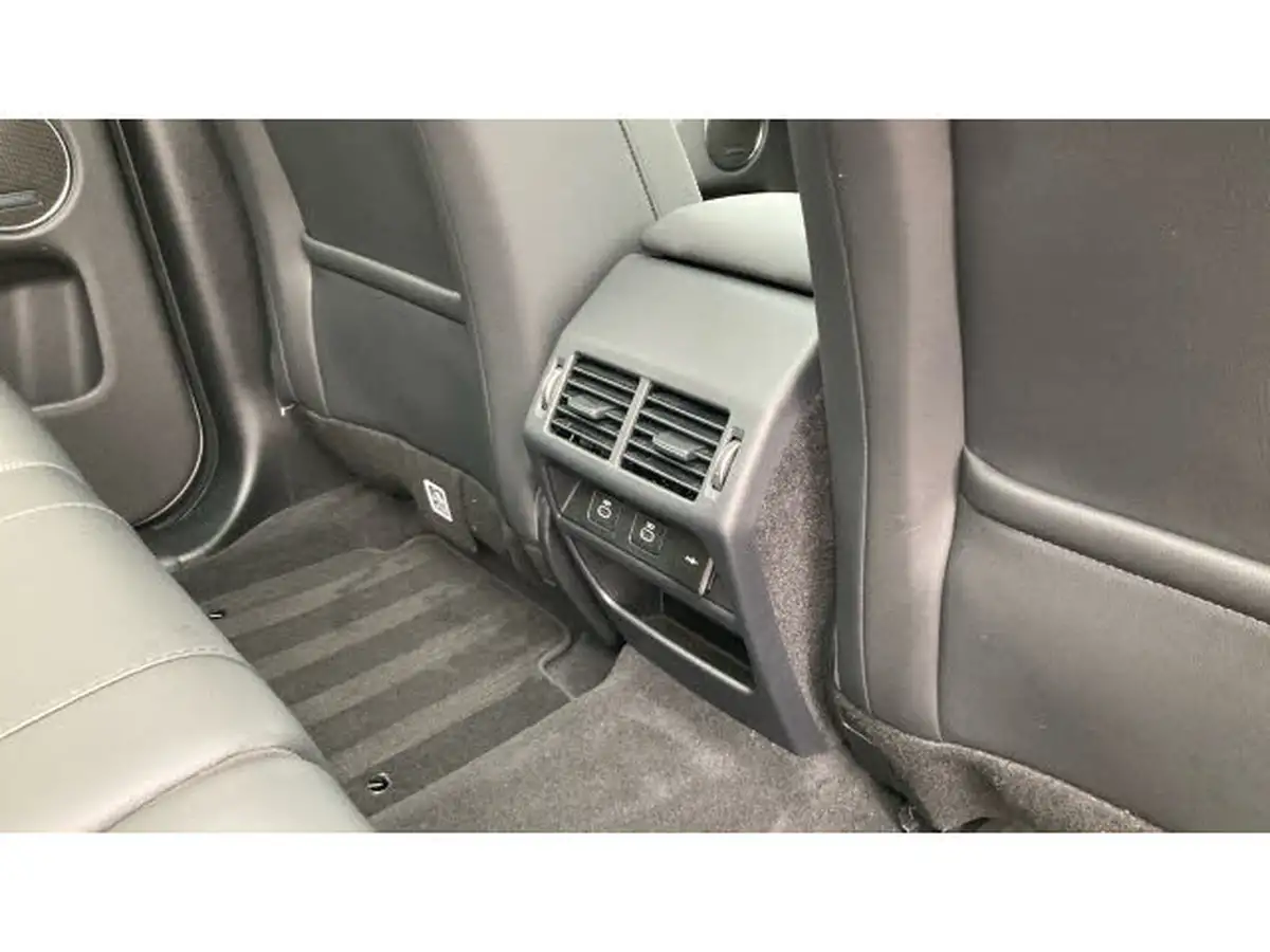 2024-land-rover-discovery-sport-20-d200-dynamic-se-big-17