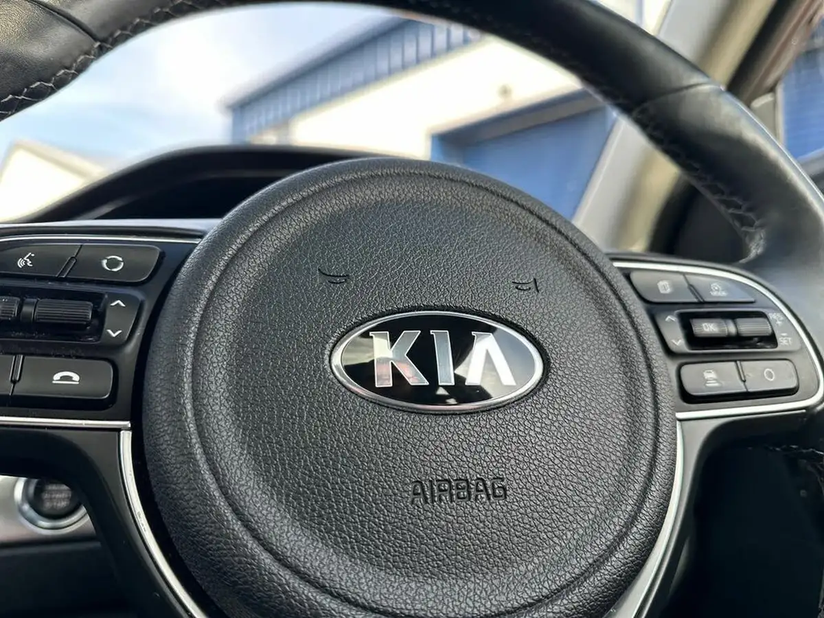 2021-kia-niro-16-gdi-4-132kwh-big-24