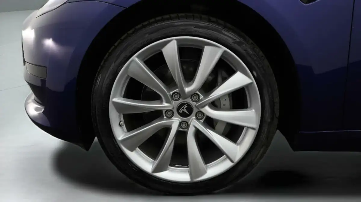 2020-tesla-model-3-e-standard-plus-big-17