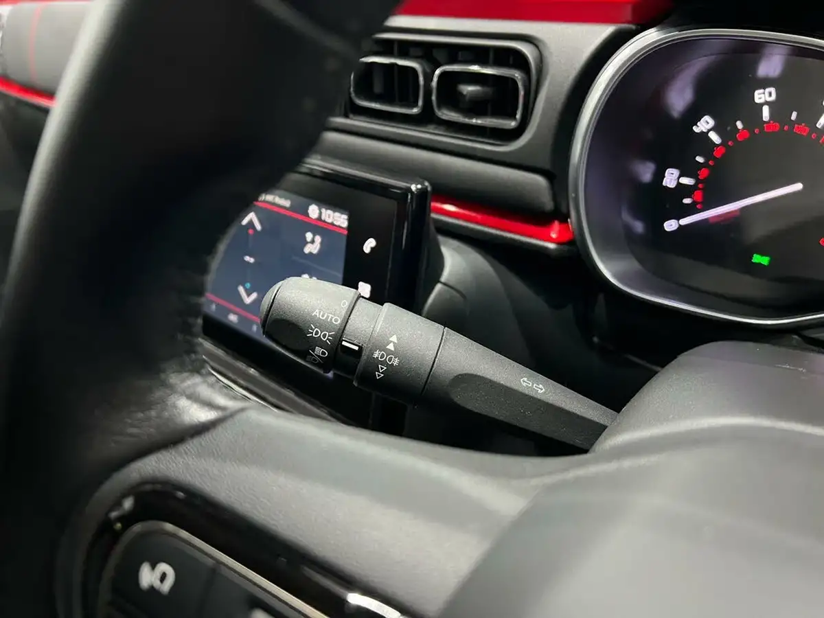 2017-citroen-c3-12-puretech-flair-82ps-big-42
