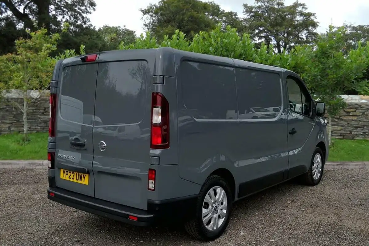 2023-nissan-primastar-20dci-tekna-28-l1h1-110pseu6d-big-11
