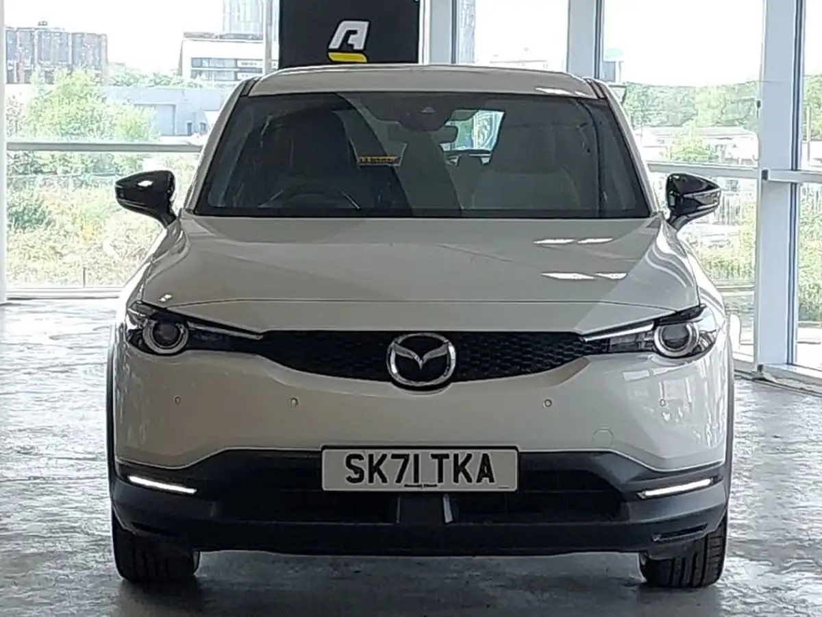 2022-mazda-mx-30-e-se-l-lux-big-18