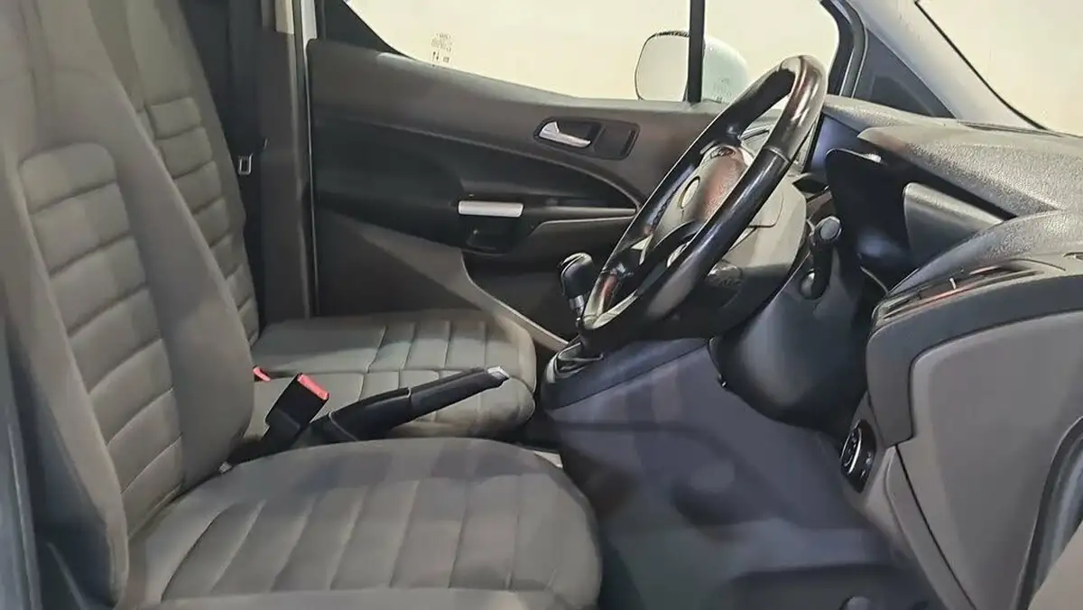 2020-ford-transit-connect-15-ecoblue-l1-200-limited-big-18