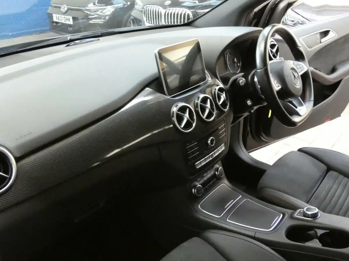 2016-mercedes-benz-b-class-15-cdi-b180-amg-line-premium-7g-dct-big-62