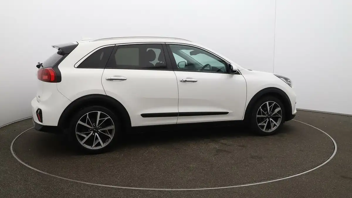 2021-kia-niro-16-gdi-4-156kwh-big-45