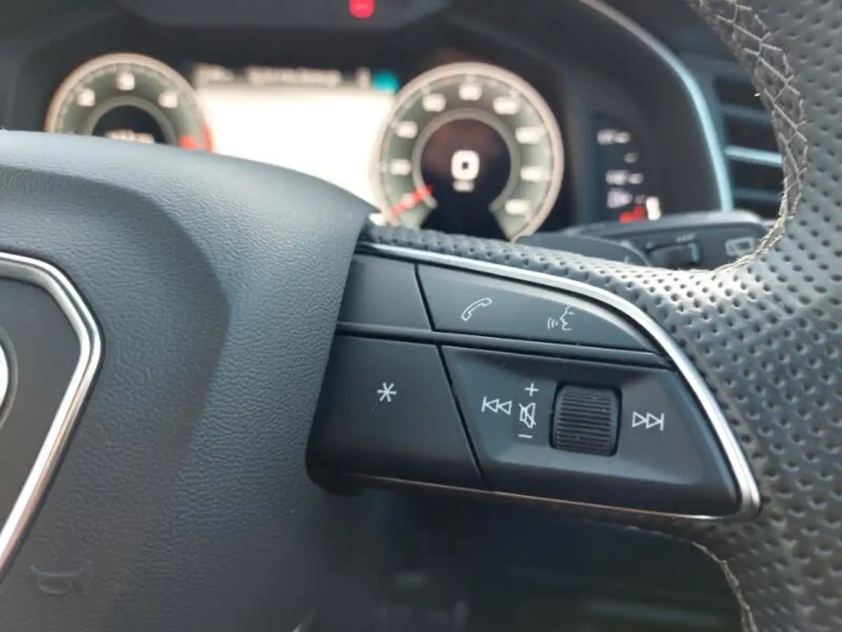 2021-audi-q7-30-45-tdi-s-line-big-11