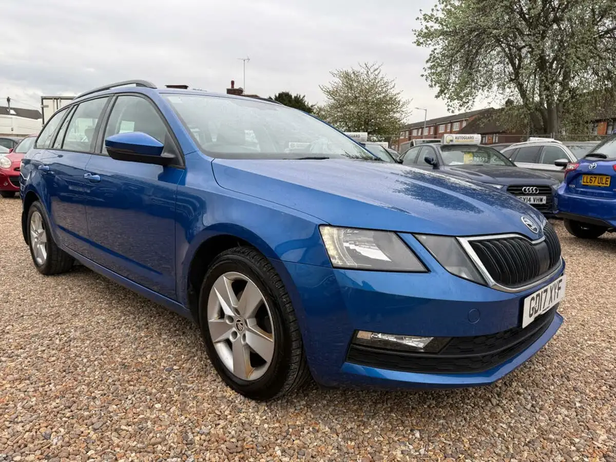 2017-skoda-octavia-16tdi-se-115ps-estate-1596cc-dsg-big-16