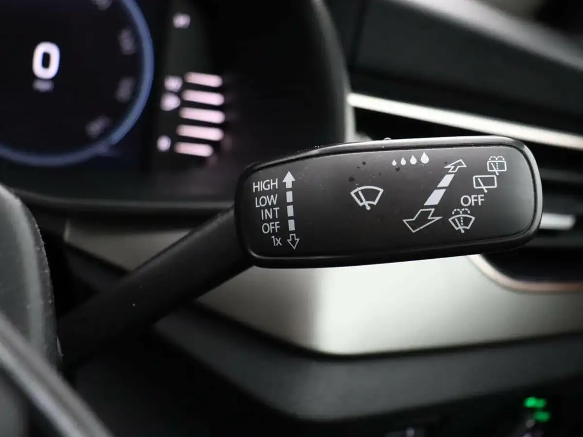 2023-skoda-scala-15-tsi-se-l-big-33