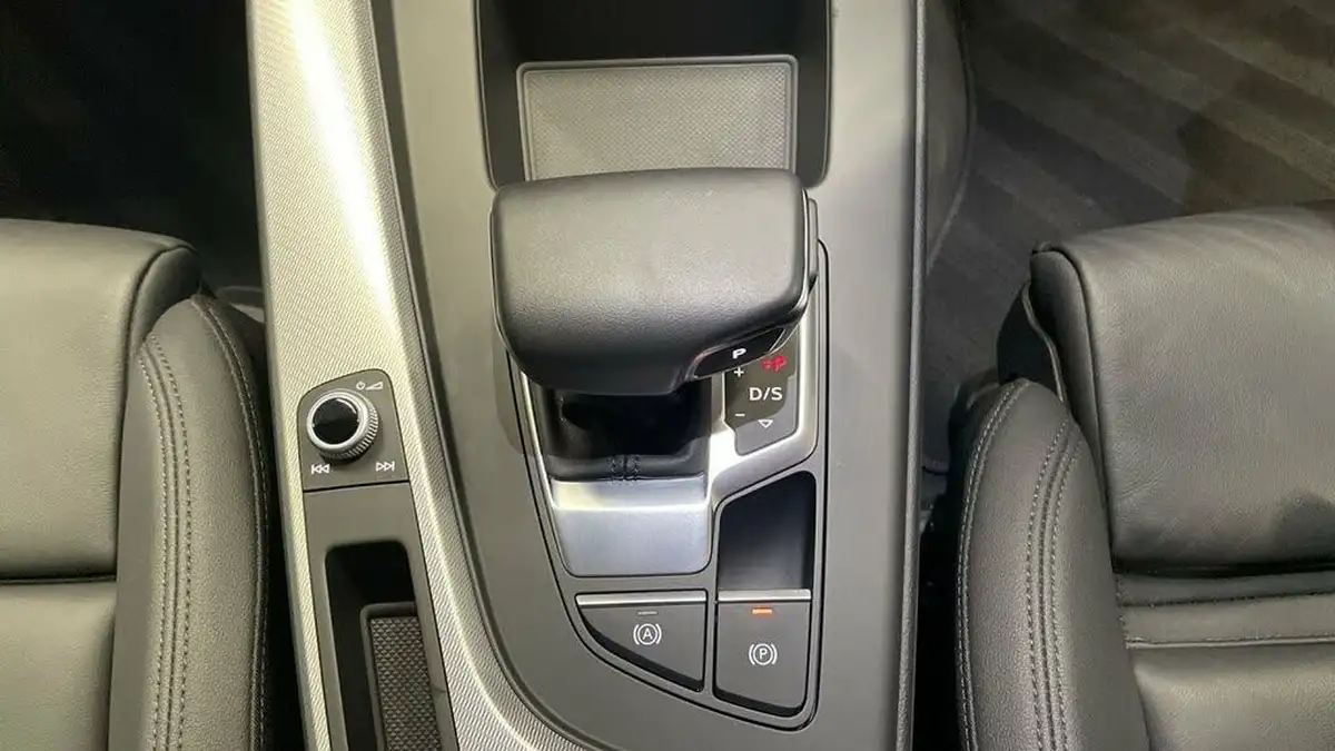 2022-audi-a5-20-35-tfsi-sportback-5d-big-28