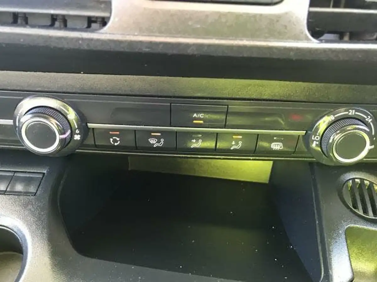 2021-peugeot-partner-15-bluehdi-1000-professional-100ps-eu6dt-panel-big-23