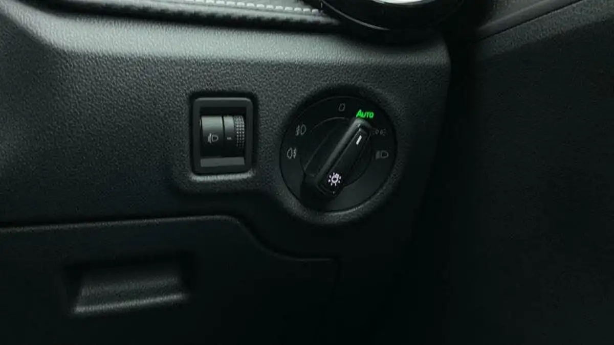2022-skoda-fabia-10-tsi-monte-carlo-110ps-big-23