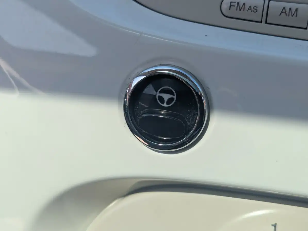 2011-fiat-500-12-lounge-big-15