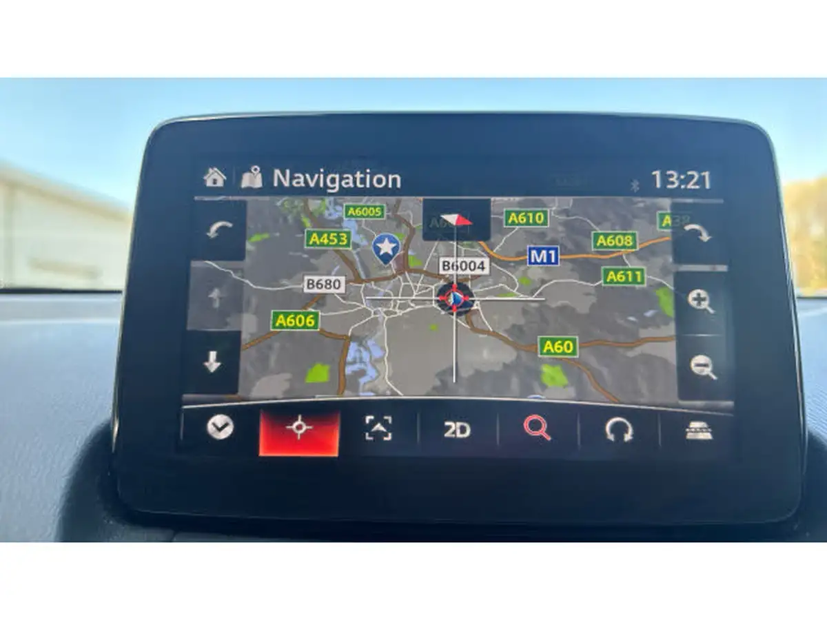 2019-mazda-mazda2-15-sport-nav-big-11