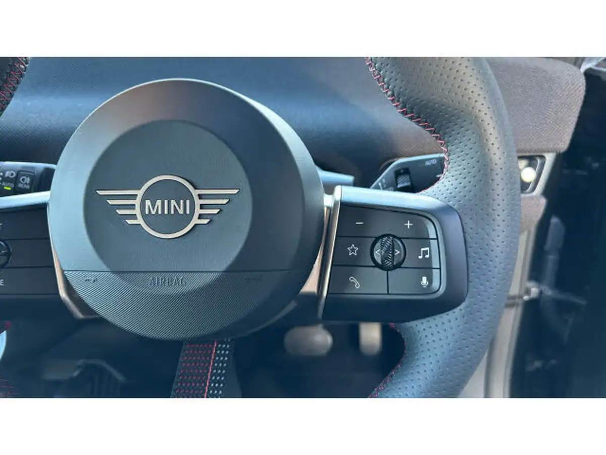 2024-mini-cooper-e-cooper-se-sport-big-17