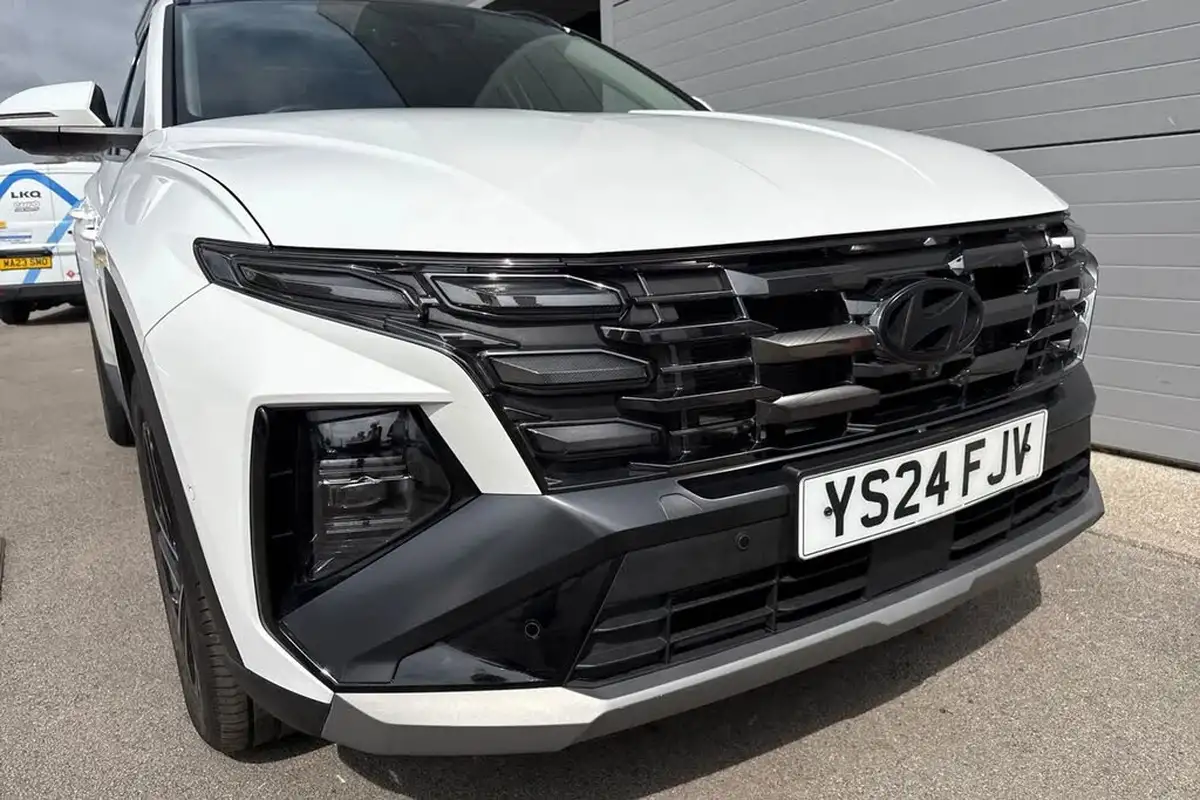 2024-hyundai-tucson-16-t-gdi-ultimate-252ps-phev-auto-big-8