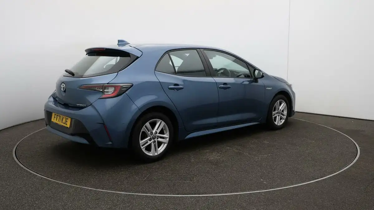 2021-toyota-corolla-18-vvt-i-icon-trk-hatchback-5d-big-48