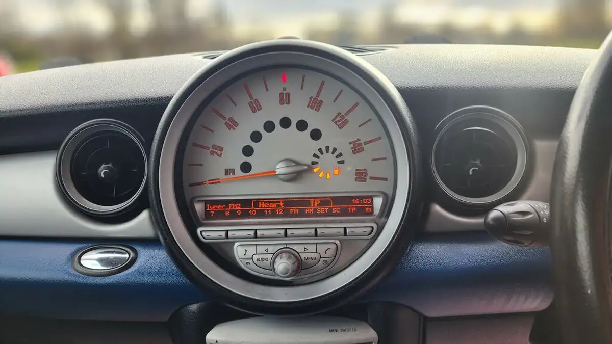 2008-mini-cooper-14-one-95bhp-big-21
