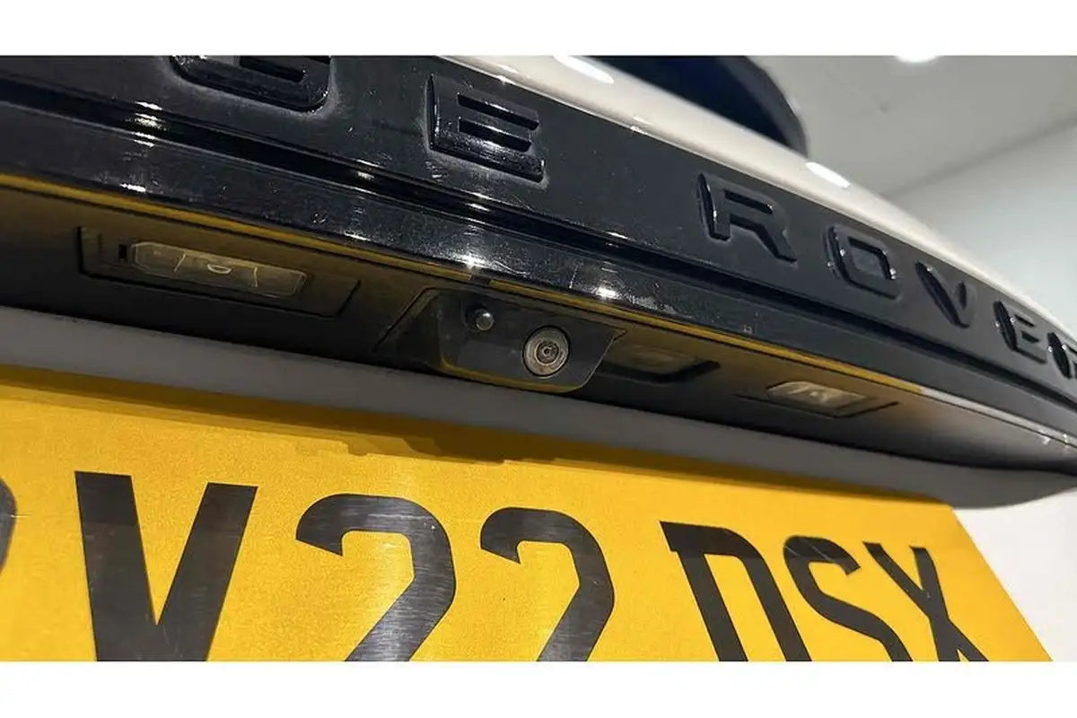 2022-land-rover-range-rover-evoque-20-d200-r-dynamic-se-big-16