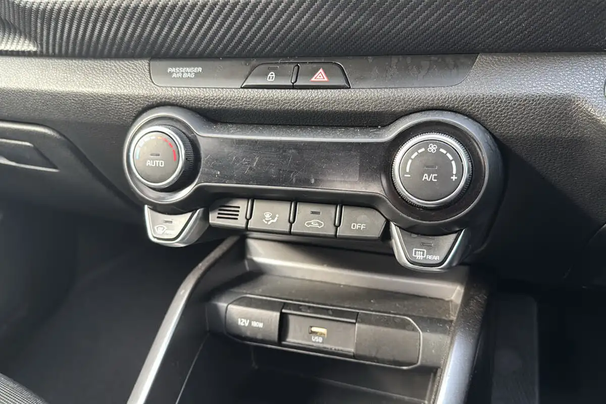 2024-kia-stonic-10-t-gdi-gt-line-s-98bhp-big-14