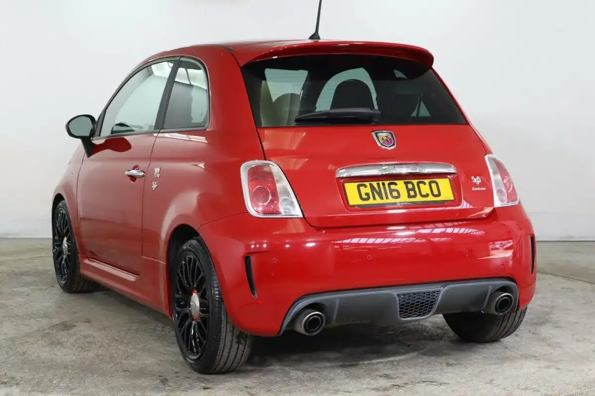 2016-abarth-500-14-tjet-595-turismo-160bhp-big-5