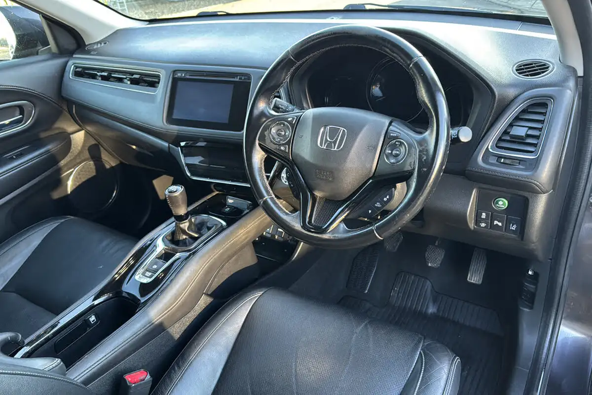2020-honda-hr-v-15-i-vtec-ex-big-8