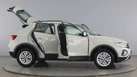 2022-volkswagen-t-roc-10-tsi-life-small-10