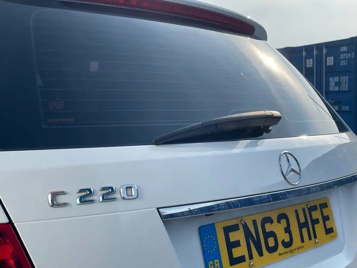 2014-mercedes-benz-c-class-21cdi-c220-cdi-amg-sport-edition-premium-plus-cdi-estate-5d-big-10