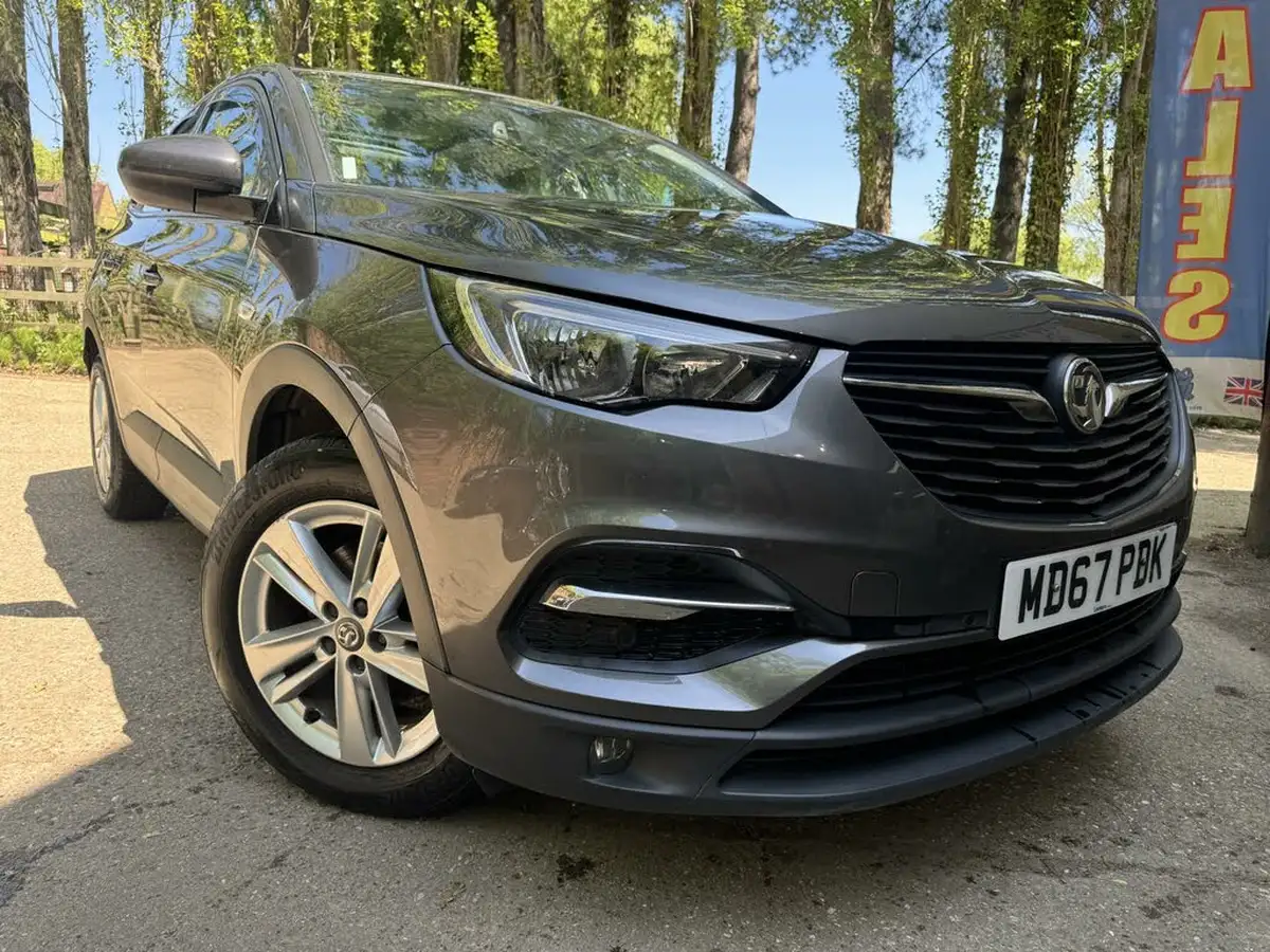 2018-vauxhall-grandland-x-12-se-132ps-big-6