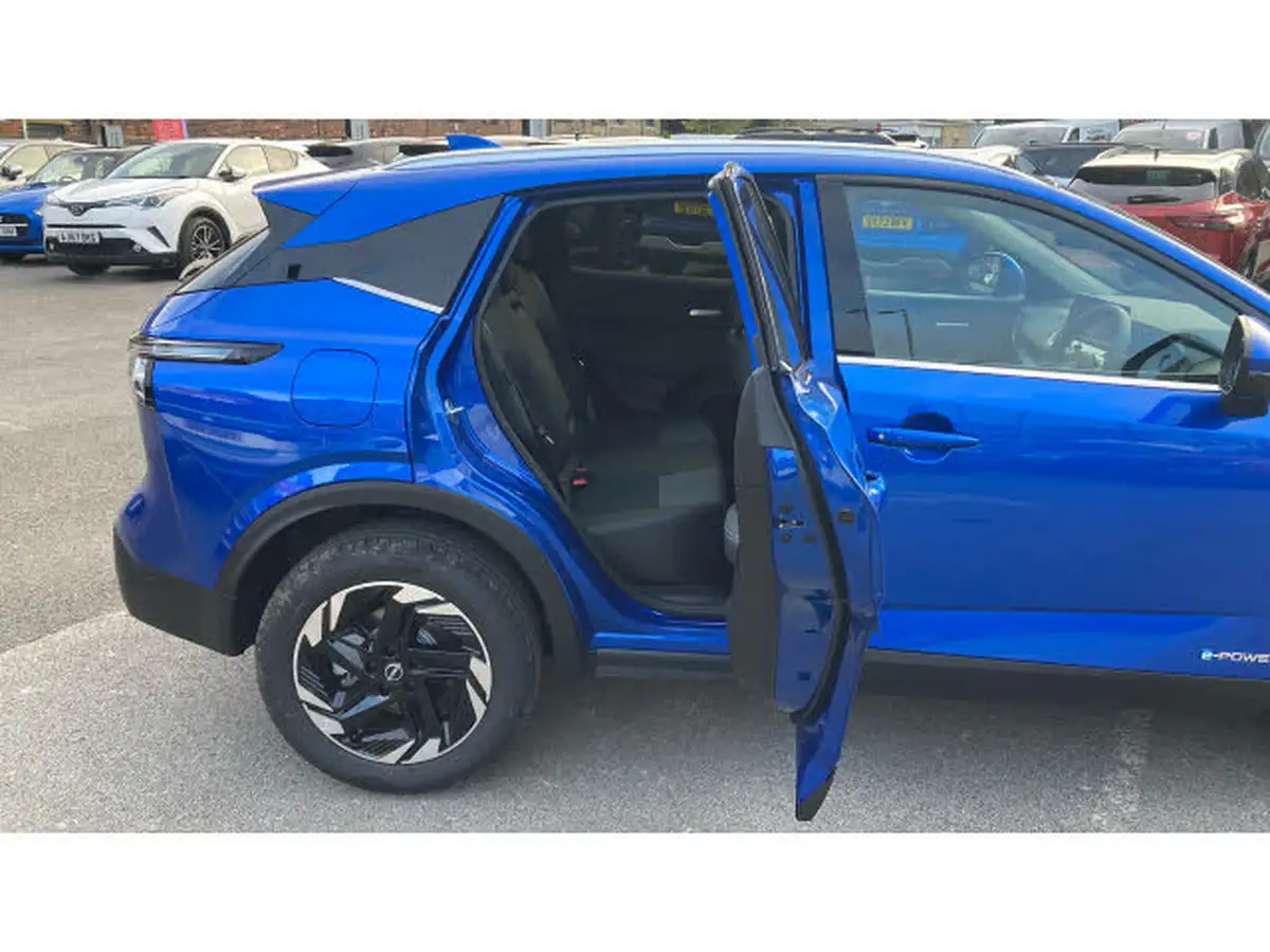 2024-nissan-qashqai-15-n-connecta-glass-roof-pack-big-65