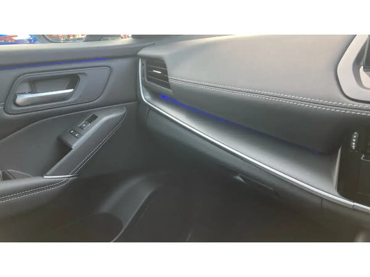 2024-nissan-qashqai-15-n-connecta-glass-roof-pack-big-37