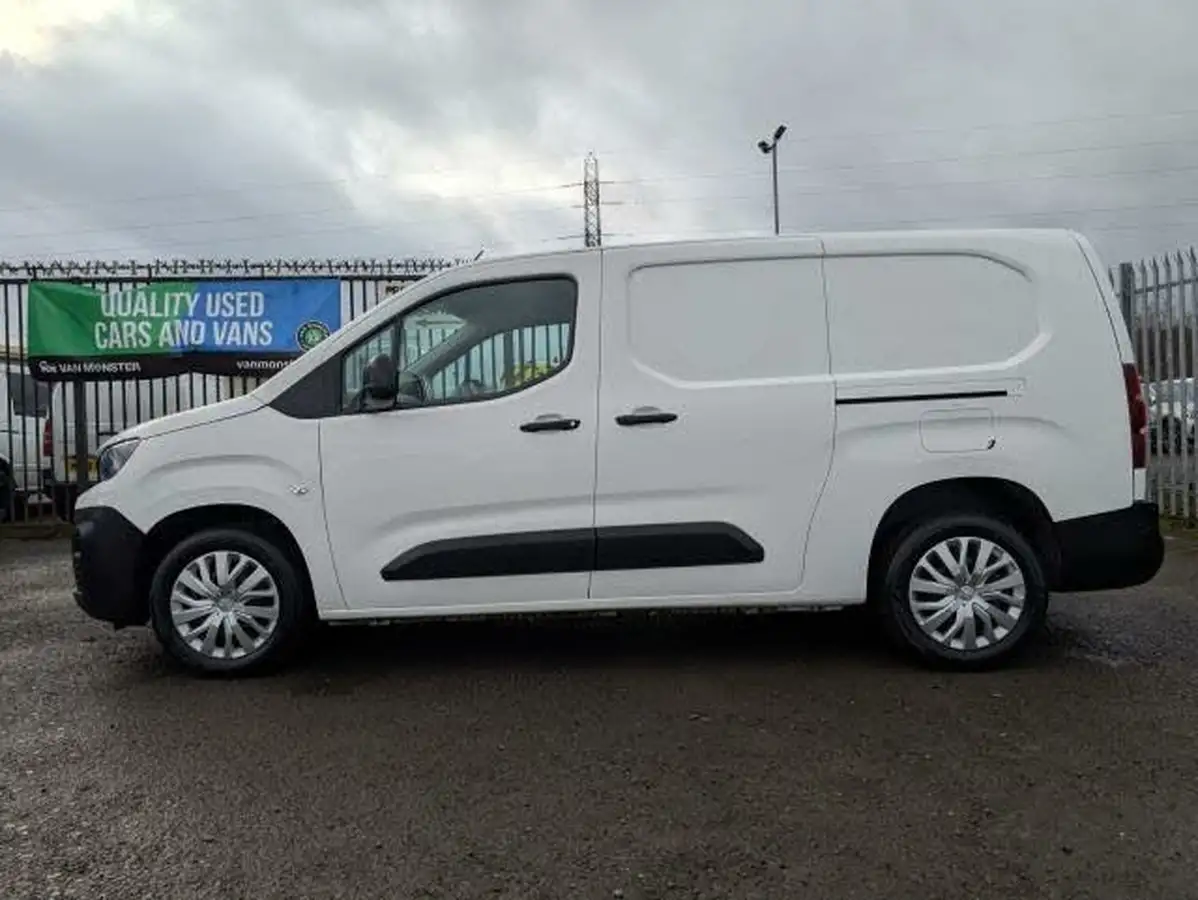 2021-peugeot-partner-15-bluehdi-950-professional-100ps-eu6dt-long-panel-big-4