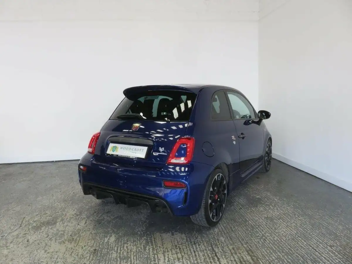 2016-abarth-595-14-tjet-competizione-big-7