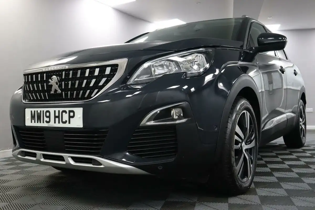2019-peugeot-3008-suv-12-puretech-allure-big-23