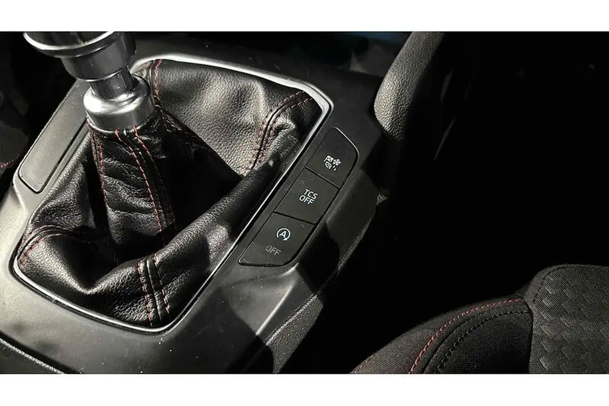 2020-ford-focus-10t-st-line-edition-125ps-hybrid-mhev-hatchback-big-37