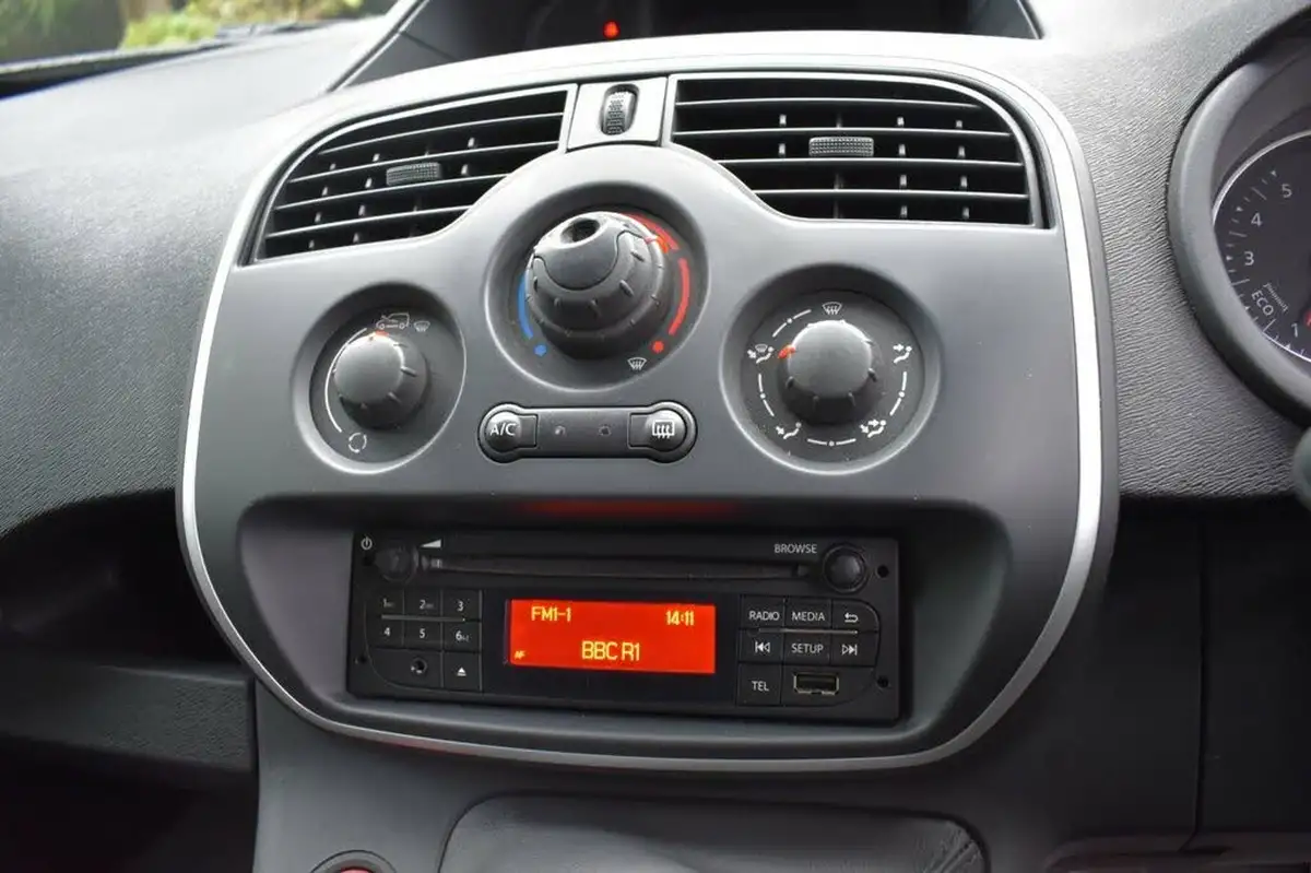2019-renault-kangoo-maxi-15dci-ll21-energy-dci-95-maxi-business-eu6dt-panel-big-8