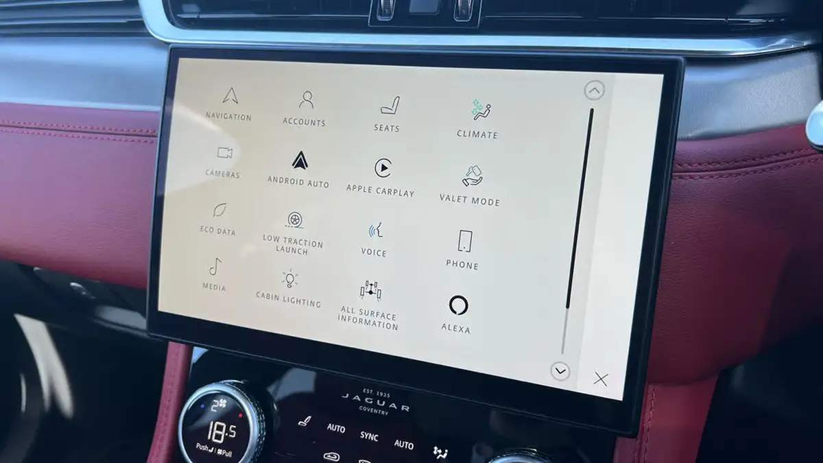 2023-jaguar-f-pace-20-d200-r-dynamic-se-black-big-23