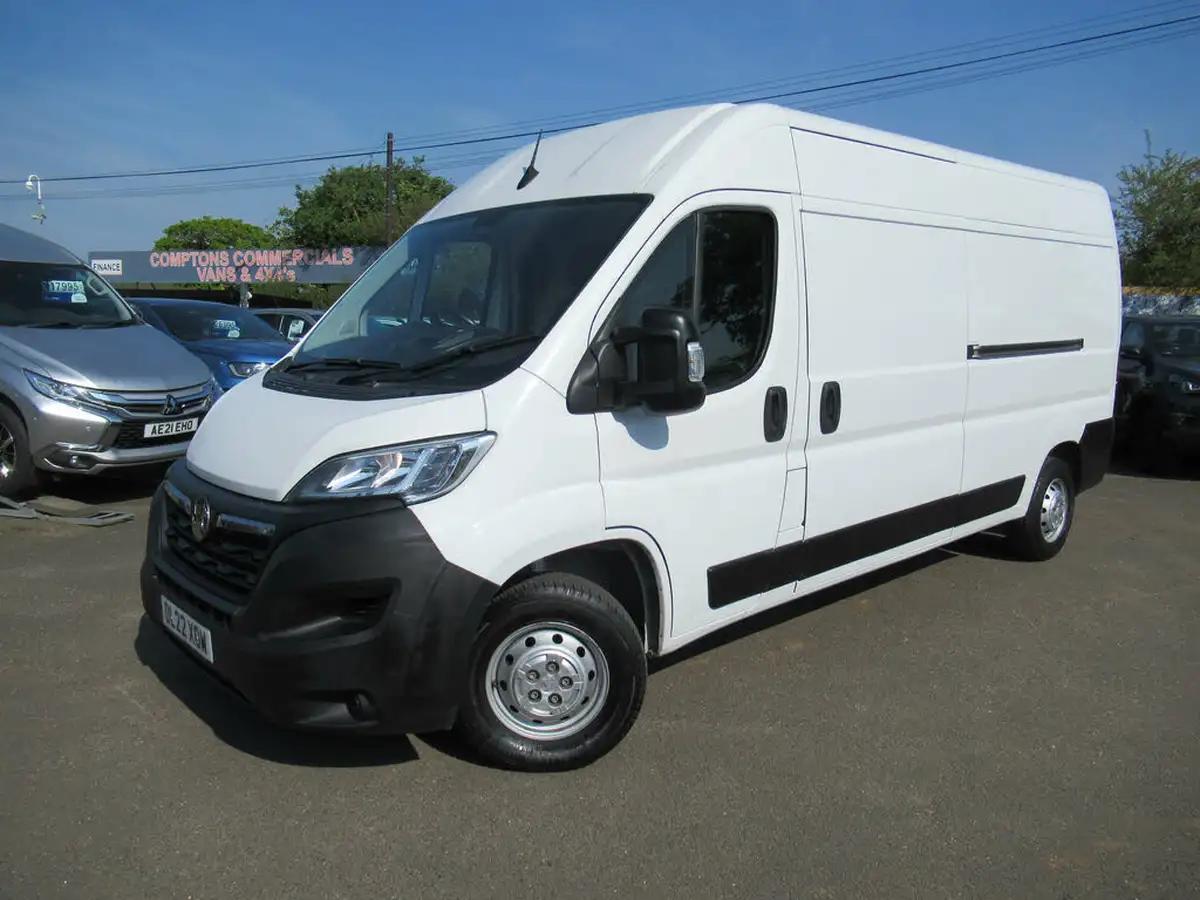 2022-vauxhall-movano-22cdti-l3-h2-3500-dynamic-140pseu6d-big-0