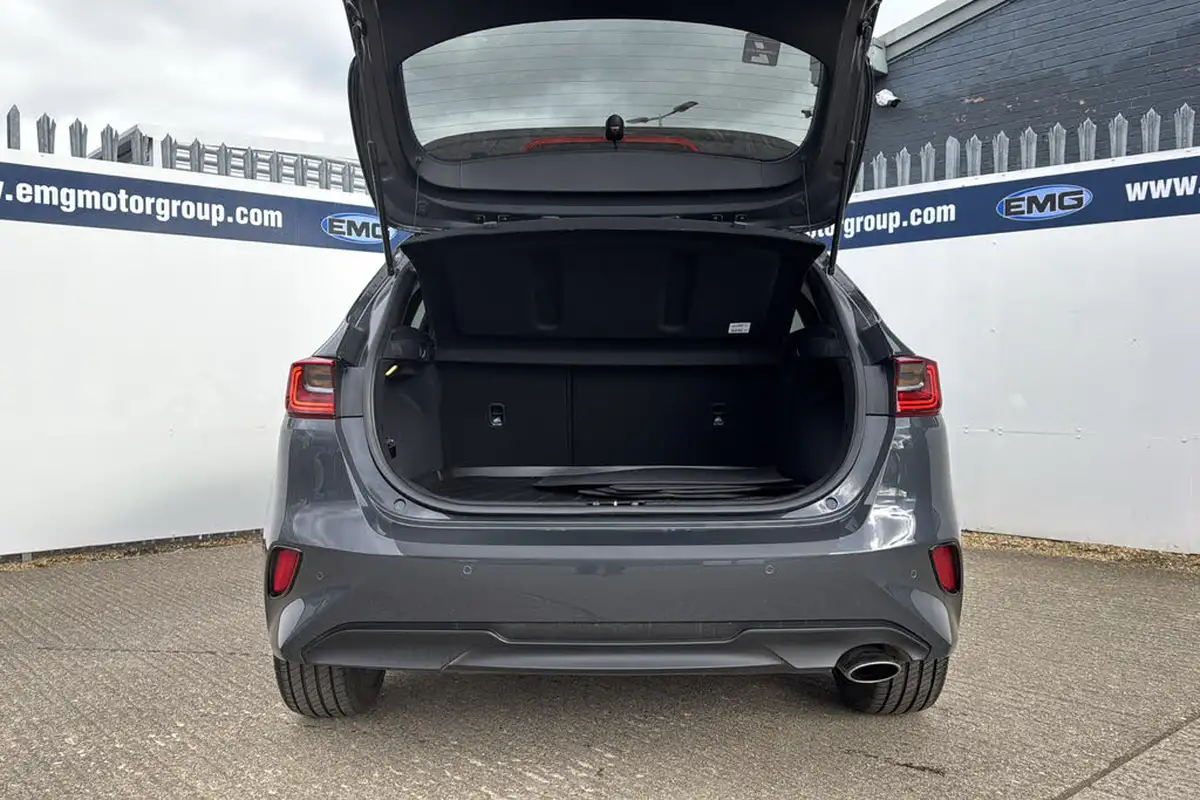 2024-kia-ceed-15-t-gdi-3-hatchback-big-17