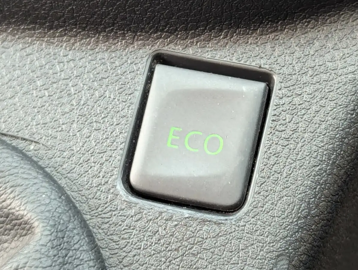 2021-renault-trafic-20dci-ll30-energy-120-business-panel-big-19